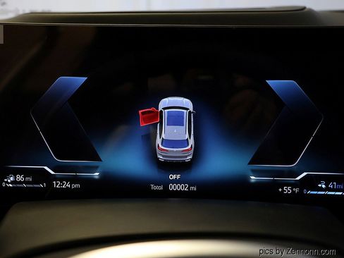 New 2026 BMW X5 xDrive50e w/ M Sport Package image 17