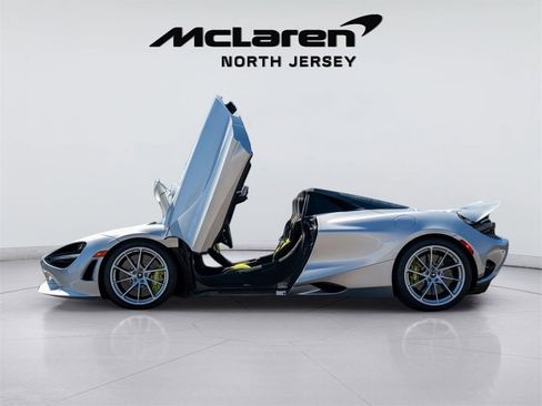New 2025 McLaren 750S Spider image 30