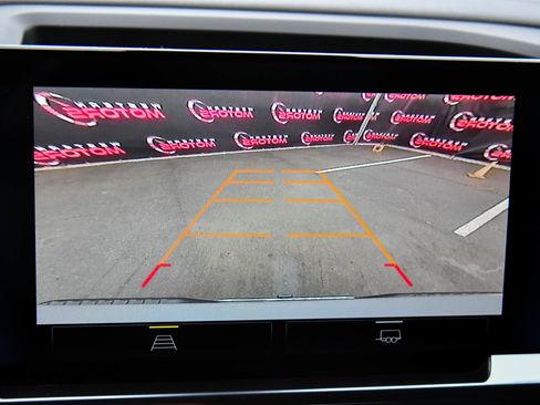 Used 2024 Chevrolet Silverado 1500 LT image 18