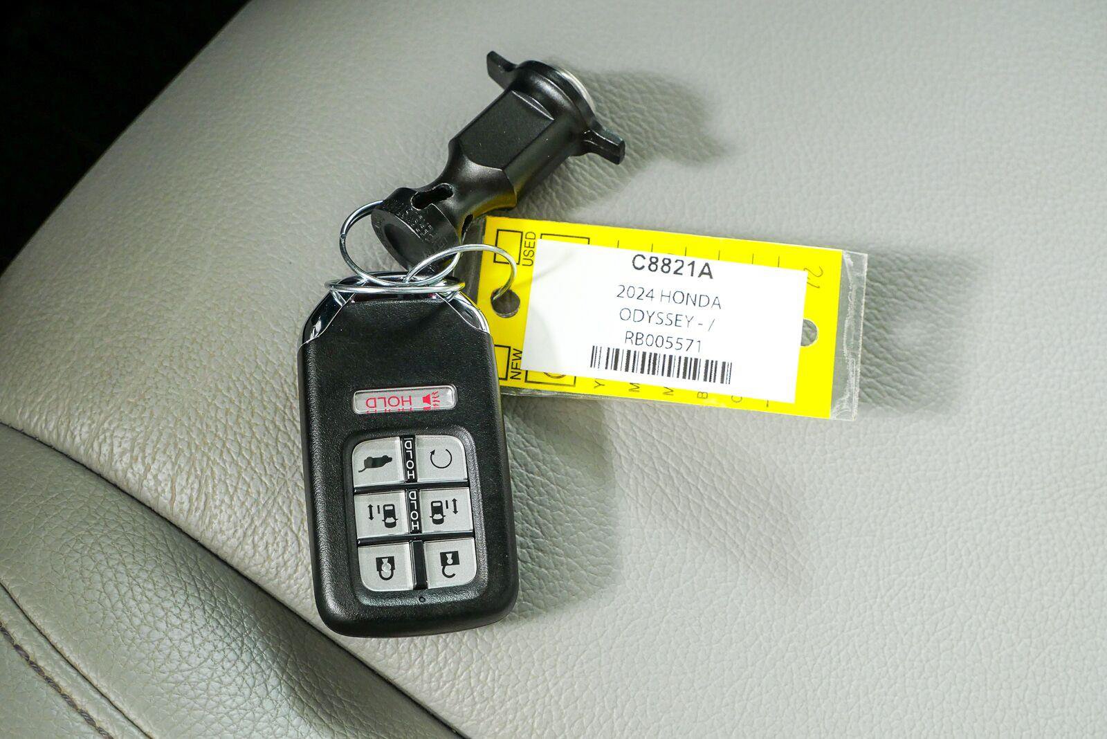 Used 2024 Honda Odyssey EX-L image 40
