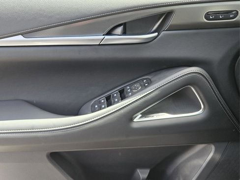 Certified 2025 INFINITI QX60 Luxe image 16