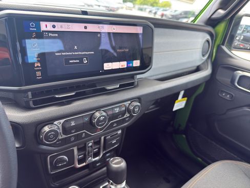 New 2026 Jeep Gladiator Sport AWD/4WD image 22