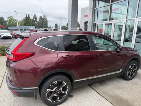 Used 2017 Honda CR-V Touring image 4