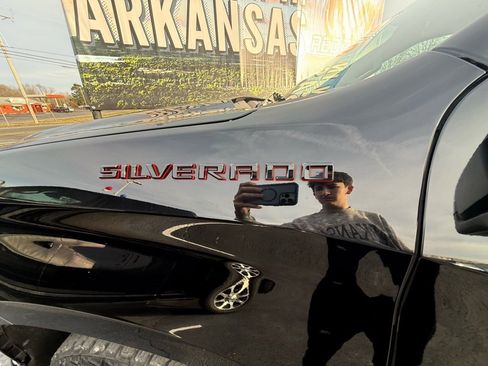 Used 2022 Chevrolet Silverado 1500 RST w/ Redline Edition image 10