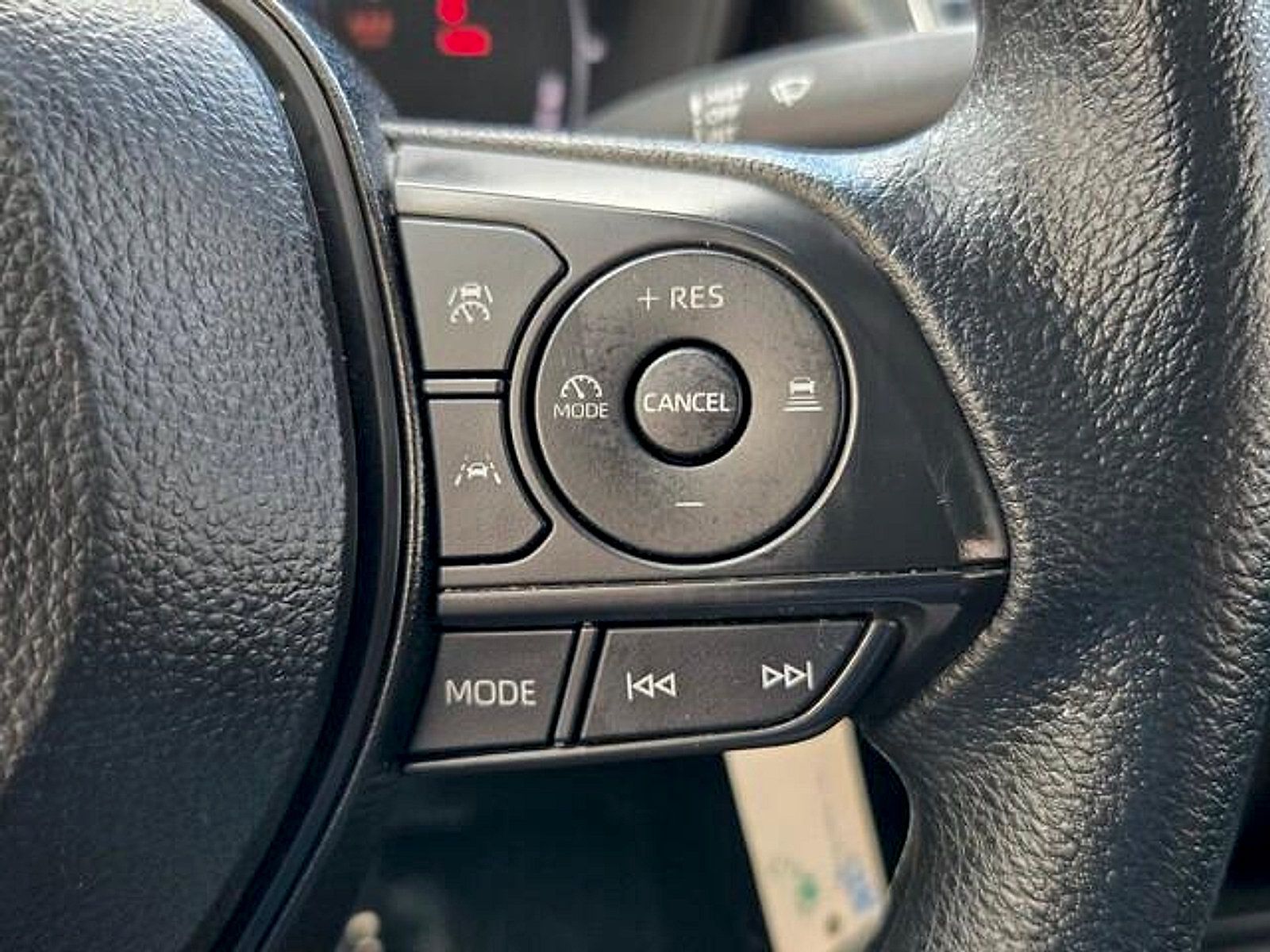 Used 2026 Toyota Corolla LE FWD image 21