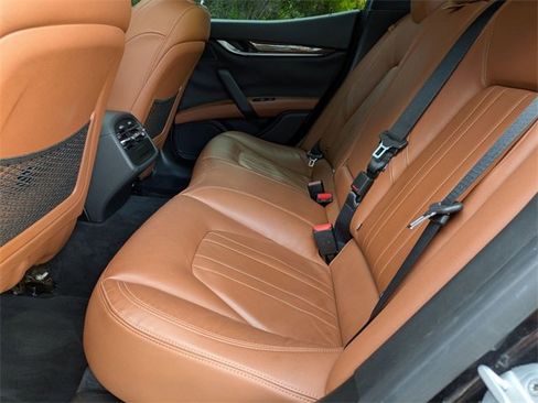 Used 2016 Maserati Ghibli S image 26