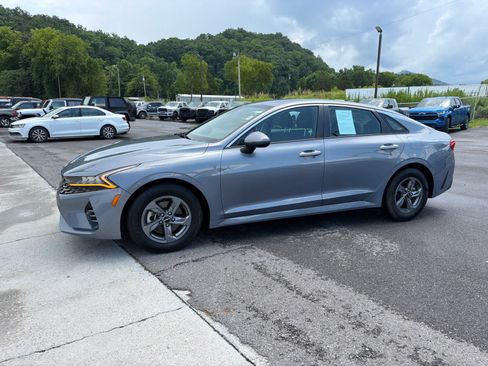 Used 2022 Kia K5 LX FWD image 5