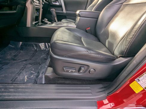 Used 2022 Toyota 4Runner Limited image 17