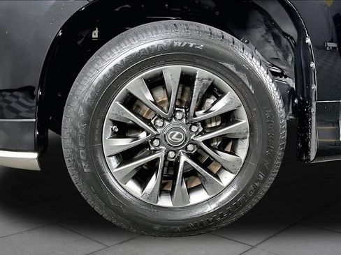 Used 2019 Lexus GX 460 Premium AWD/4WD image 10