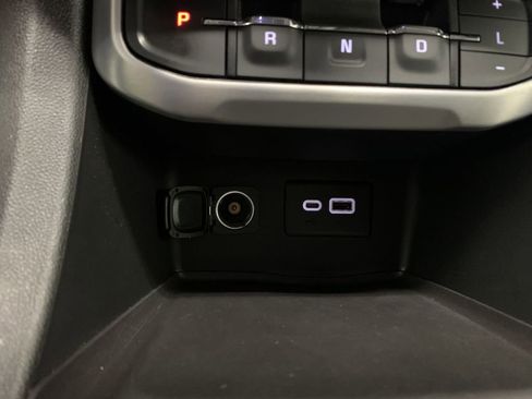Used 2022 GMC Acadia SLE AWD/4WD image 57