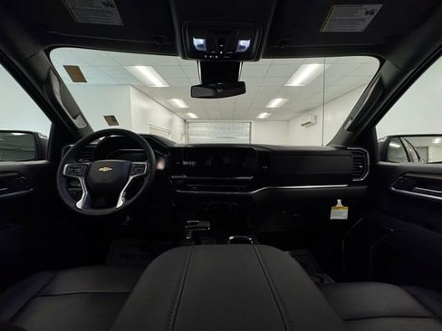 New 2026 Chevrolet Silverado 1500 LT w/ Z71 Off-Road Package image 9