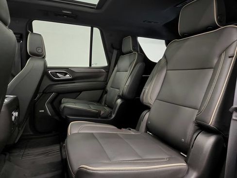 Used 2021 GMC Yukon SLT w/ SLT Premium Package RWD image 34