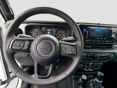 Used 2024 Jeep Wrangler Sport S image 38