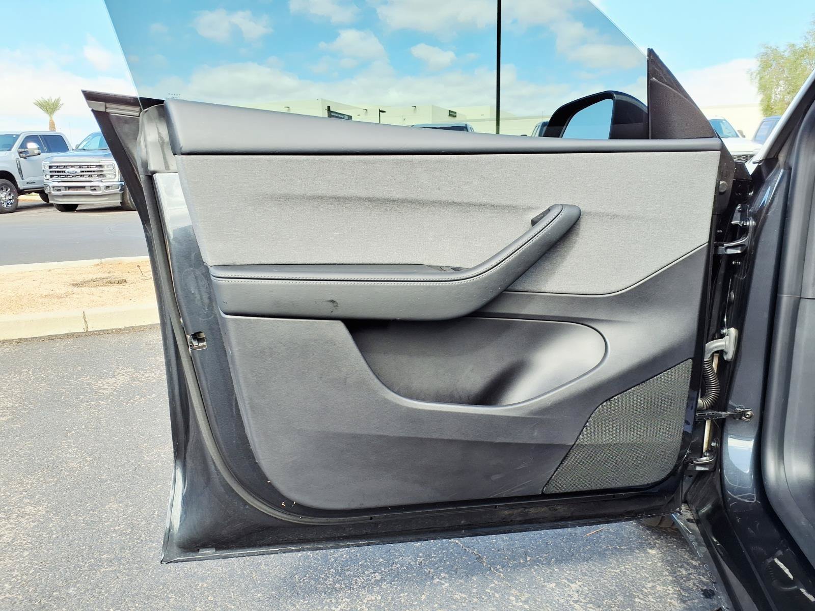 Used 2026 Tesla Model Y 2WD image 19