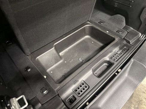 Used 2022 Jeep Wrangler Unlimited Sport image 31