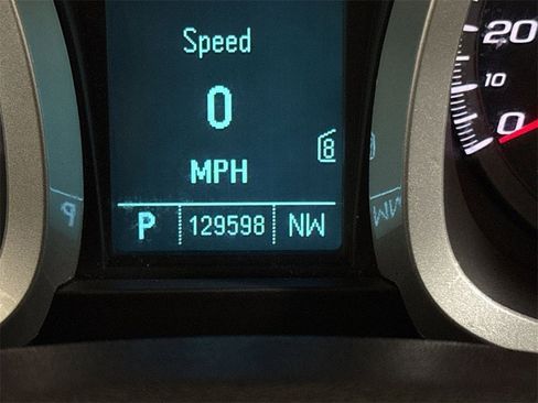 Used 2011 Chevrolet Equinox LT w/ Chrome Appearance Package image 12