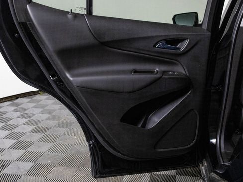 Certified 2022 Chevrolet Equinox LT w/ LPO, Floor Liner Package image 35