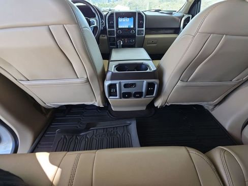 Used 2019 Ford F150 Lariat image 22