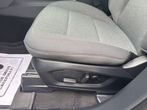 Certified 2025 Ford Explorer Active image 7