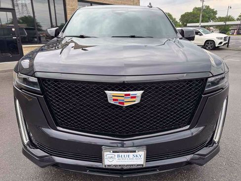 Used 2022 Cadillac Escalade Sport w/ Touring Package AWD/4WD image 2