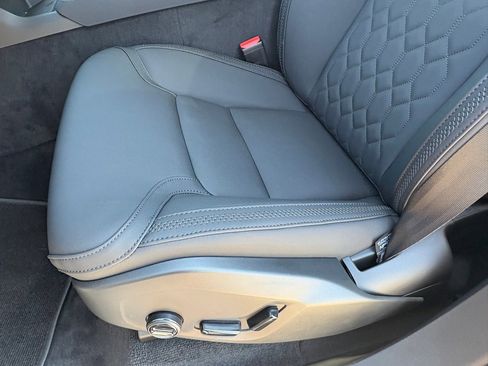 New 2026 Volvo XC90 B6 Plus w/ Protection Package Premier image 19