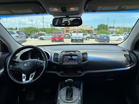 Used 2011 Kia Sportage EX w/ Premium Pkg w/Leather Seats AWD/4WD image 19