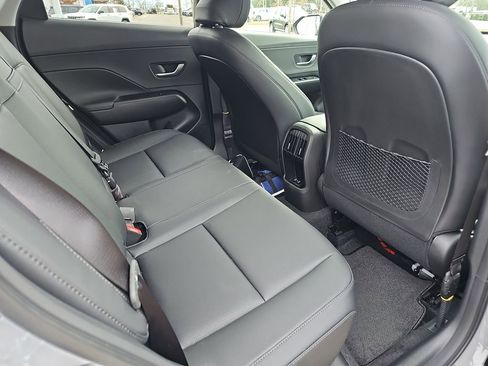 Used 2026 Hyundai Kona Limited image 12