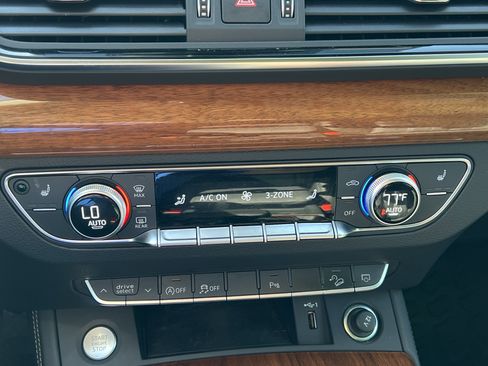 Used 2023 Audi Q5 2.0T Premium Plus w/ Premium Plus Package image 30