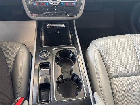 Certified 2021 Lincoln Corsair AWD w/ Premium Package image 23