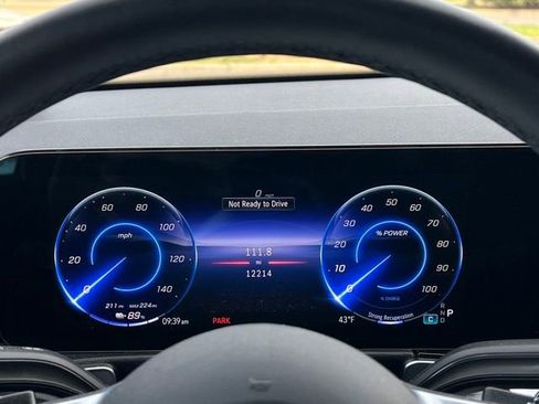 Used 2024 Mercedes-Benz EQB 300 4MATIC w/ Winter Package image 8