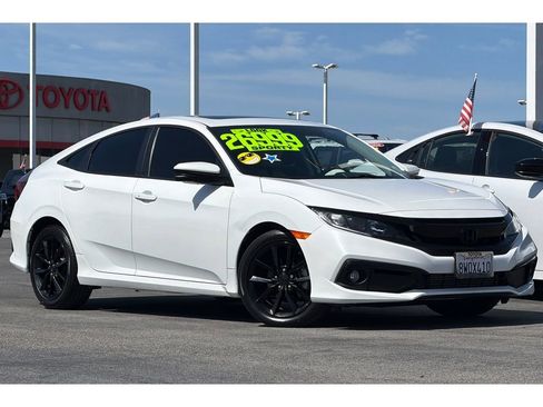 Used 2021 Honda Civic EX image 2