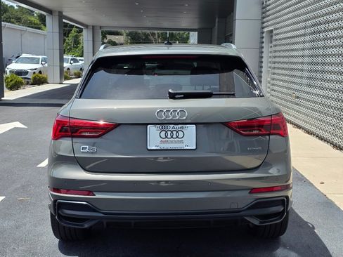 Used 2021 Audi Q3 2.0T Premium Plus w/ Premium Plus Package AWD/4WD image 9