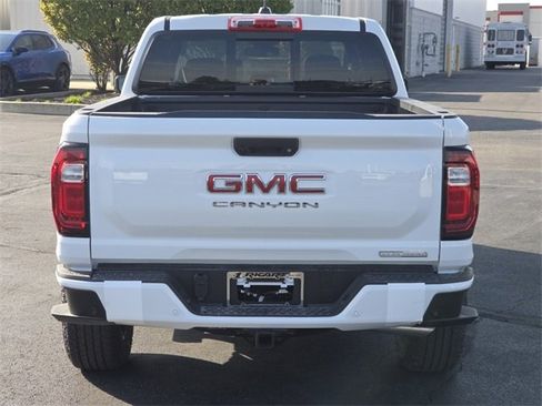 New 2026 GMC Canyon Elevation w/ Convenience Package image 22