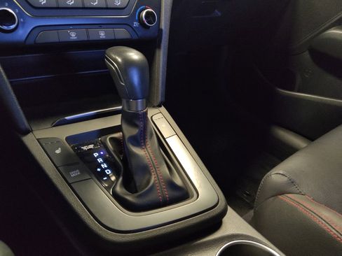 Used 2018 Hyundai Elantra Sport FWD image 26