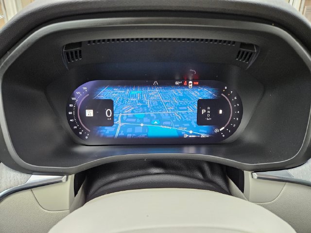 Used 2024 Volvo XC60 B5 Plus w/ Protection Package Premier AWD/4WD image 23