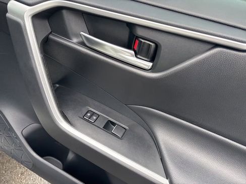 Certified 2021 Toyota RAV4 XLE Premium image 11