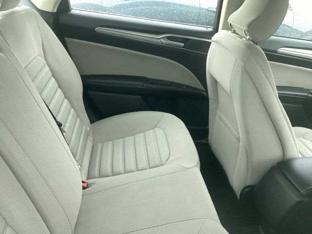 Used 2018 Ford Fusion S FWD image 17
