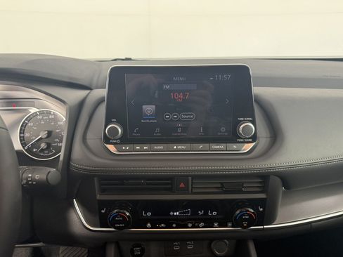 Used 2026 Nissan Rogue Dark Armor FWD image 18