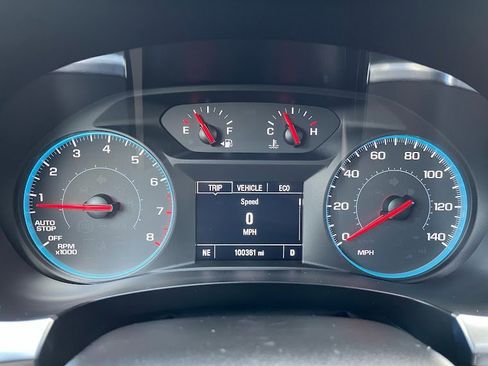 Used 2020 Chevrolet Traverse LS image 12