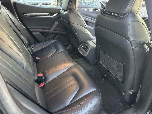 Used 2017 Maserati Ghibli S Q4 image 18