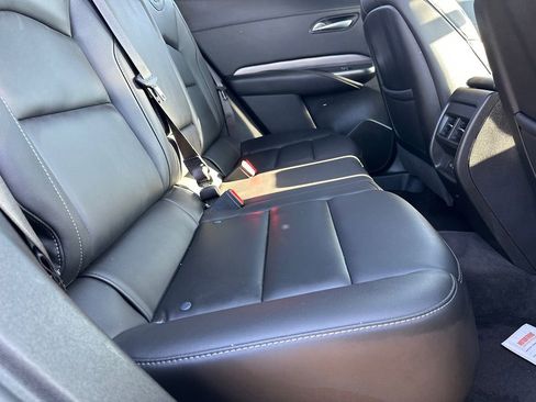 Used 2025 Cadillac XT4 Premium Luxury image 15