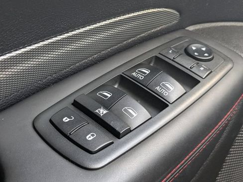 Used 2018 Dodge Durango R/T w/ Blacktop Package RWD image 29