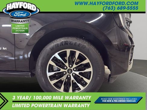 Used 2025 Ford Expedition Max Platinum image 23