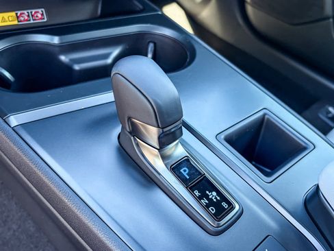 New 2026 Lexus UX 300h FWD image 21