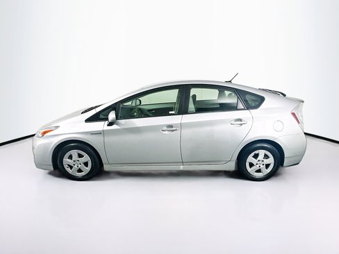 Used 2010 Toyota Prius FWD image 4