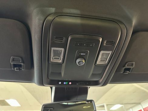 Used 2024 Chevrolet Tahoe LT image 31