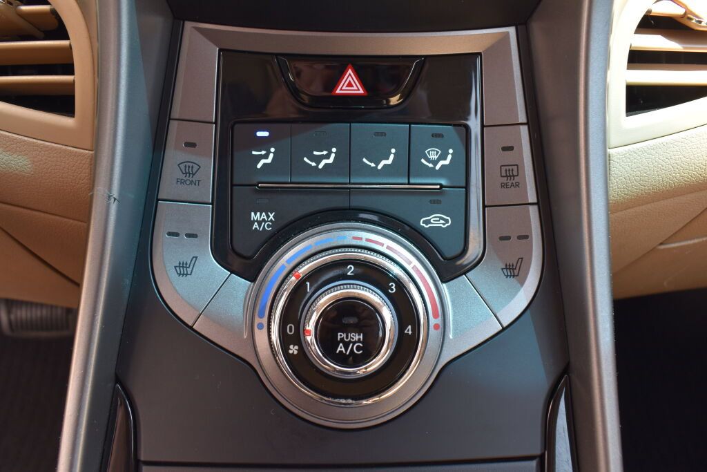Used 2013 Hyundai Elantra Limited FWD image 12