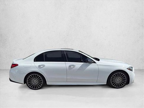 Used 2022 Mercedes-Benz C 300 Sedan image 4