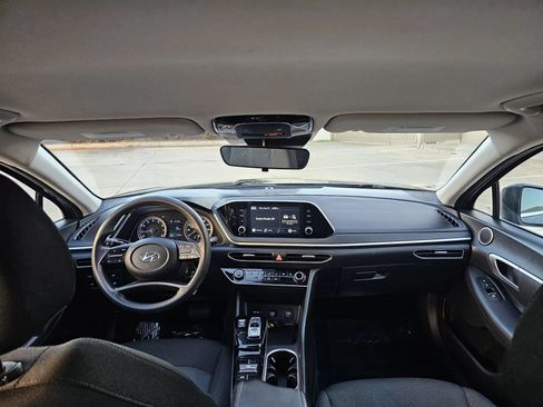 Used 2021 Hyundai Sonata SE FWD image 16