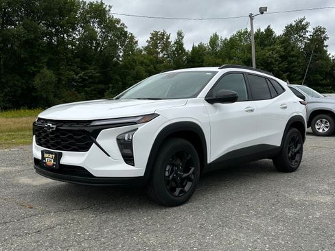 New 2026 Chevrolet Trax LT w/ Driver Confidence Package FWD image 7
